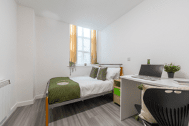 Silver Non Ensuite at Castle Gate, 33-44 Castle Gate, City Centre, Nottingham, NG17AT - Image 2