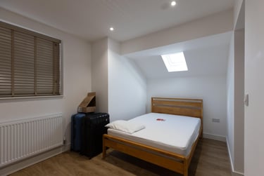 2 bed house, Park Road, City Centre, Loughborough, LE112ED - Image 1