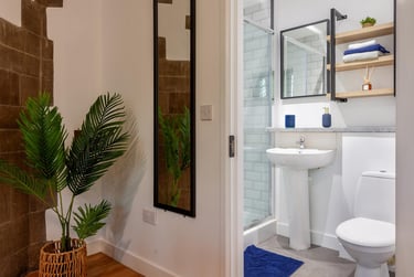 Deluxe Studio at The Priory, Springfield Mount, University Of Leeds, Leeds, LS29NG - Image 6