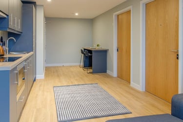 Deluxe 2 Bed Apartment - Image 16