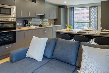 Classic 5 Bed Ensuite - Image 6