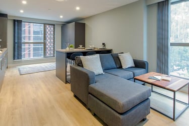 Classic 5 Bed Ensuite - Image 16