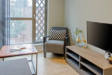 Classic 5 Bed Ensuite - Image 17