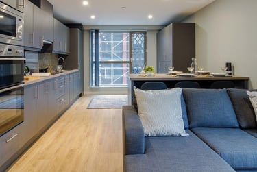 Classic 5 Bed Ensuite - Image 18