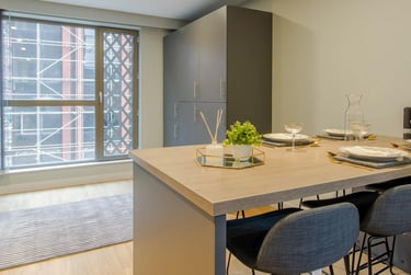 Classic 5 Bed Ensuite - Image 20