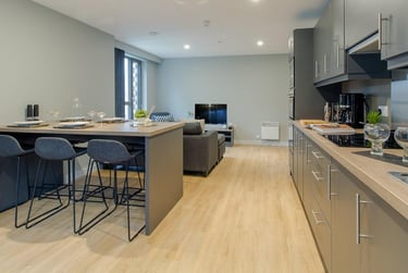 Classic 5 Bed Ensuite - Image 24