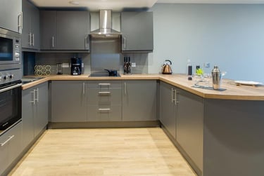 Penthouse 1 Bed Apartment at Symons House, Belgrave Street, Burley Park, Leeds, LS28DD - Image 19