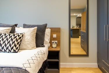 Penthouse 1 Bed Apartment at Symons House, Belgrave Street, Burley Park, Leeds, LS28DD - Image 37