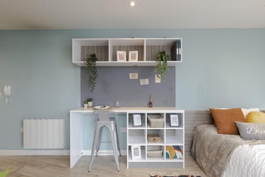 Gold Studio - Image 1