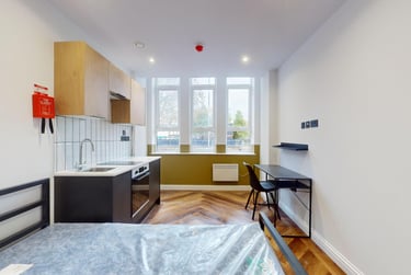 1 bed house, Thurloe Street, Victoria Park, Manchester, M145SG - Image 1