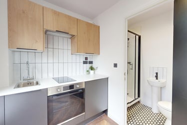 1 bed house, Thurloe Street, Victoria Park, Manchester, M145SG - Image 1