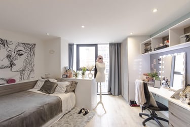 Diamond Studio - Image 1