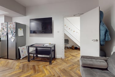 6 bed house, Vernon Park, Twerton, Bath, BA23DD - Image 2