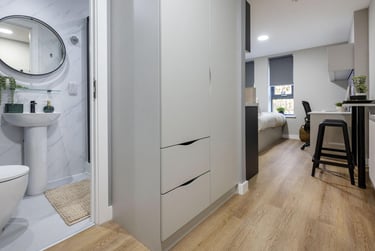 Classic Studio Plus at Clyde Court, Jocelyn Square, City Centre, Glasgow, G15JY - Image 6