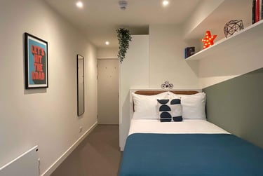 Classic Plus En-suite (Accessible) at Snow Island, King's Mill Lane, City Centre, Huddersfield, HD13AU - Image 1