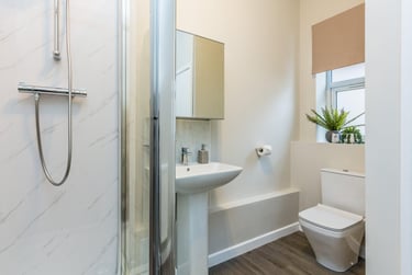 6 bed house, West Parade, West End, Lincoln, LN11QL - Image 3