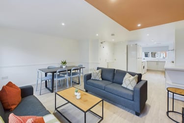 6 bed house, Sage Road, City Centre, Leicester, LE27ES - Image 3