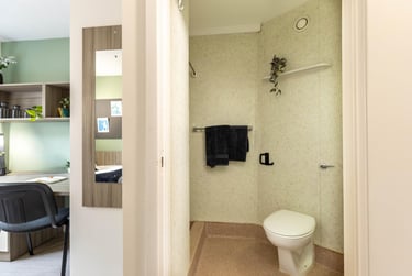 Classic Plus Ensuite at Hamwic Hall, Cook STreet, City Centre, Southampton, SO141YA - Image 15