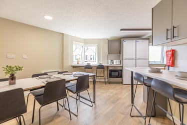 Classic Plus Ensuite at Hamwic Hall, Cook STreet, City Centre, Southampton, SO141YA - Image 18