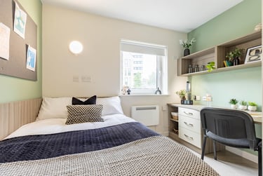 Classic Plus Ensuite at Hamwic Hall, Cook STreet, City Centre, Southampton, SO141YA - Image 9