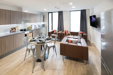 7 Bed Cluster En-suite at Lumis Student Living, 2 Southgates, City Centre, Leicester, LE15PX - Image 5