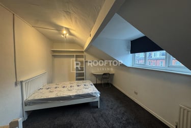 2 bed house, Royal Park Terrace, Hyde Park, Leeds, LS61EX - Image 9