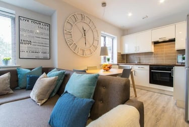 3 bed house, Victoria Court Mews, Hyde Park, Leeds, LS61PD - Image 2