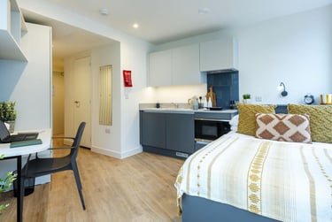 Premium Corner Studio at Sheares Hall, 2 St James Boulevard, City Centre, Newcastle, NE45SS - Image 1