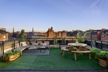 Gold Studio Terrace - Image 10