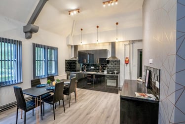 1 bed house, Regent Road, Highfields, Leicester, LE17PA - Image 1