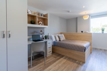 Deluxe Studio at Renslade House, Bonhay Road, Pennsylvania, Exeter, EX43AY - Image 1