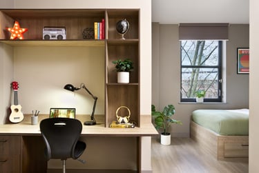 Silver Studio Terrace - Image 1