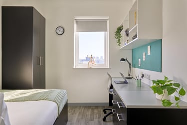 Bronze Ensuite at The Maltings, Haven Road, Greenstead, Colchester, CO28FU - Image 1