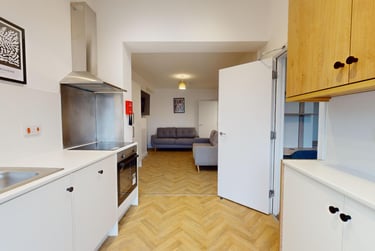 6 bed house, Lymore Avenue, Twerton, Bath, BA21AX - Image 1