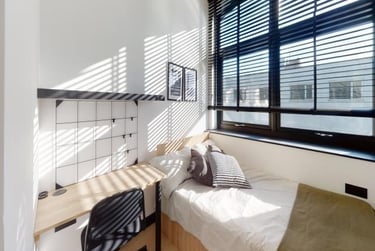 7 bed house, Harvey House, West End, Lincoln, LN11TE - Image 2