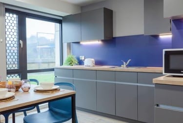 4 Bed Standard En-suite at Luneside, St Georges Quay, Fairfield, Lancaster, LA15JT - Image 3