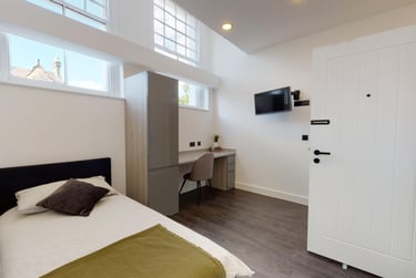 1 bed house, Graduation House, Beeston, Nottingham, NG94HL - Image 1