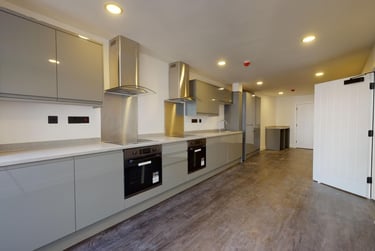 1 bed house, Graduation House, Beeston, Nottingham, NG94HL - Image 4