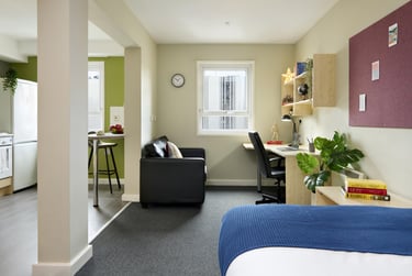 Silver Studio - Image 1