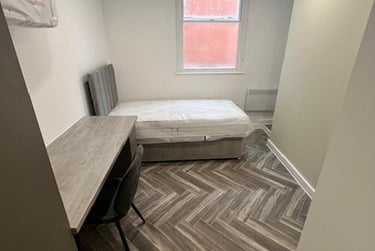 3 bed house, Bridlesmith Gate, Lace Market, Nottingham, NG12GP - Image 4