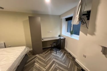 1 bed house, Lister Gate, Lace Market, Nottingham, NG17DD - Image 4