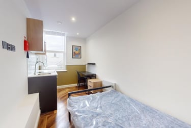 1 bed house, Thurloe Street, Victoria Park, Manchester, M145SG - Image 1