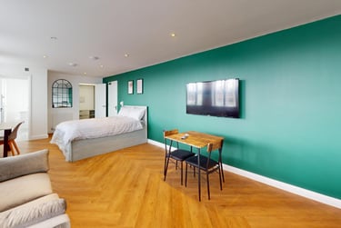 1 bed house, Derby Road, City Centre, Loughborough, LE115HL - Image 1