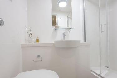 Deluxe Ensuite at Sheares Hall, 2 St James Boulevard, City Centre, Newcastle, NE45SS - Image 4