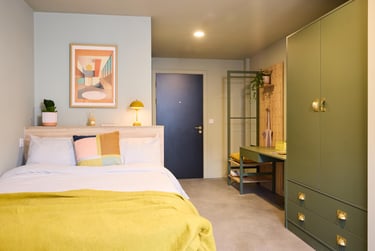 Classic Studio at The Store House, 9 Central Road, Hyde Park, Leeds, LS16BX - Image 1