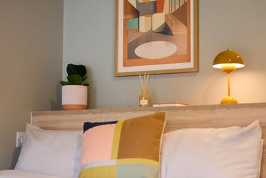 Classic Studio at The Store House, 9 Central Road, Hyde Park, Leeds, LS16BX - Image 6