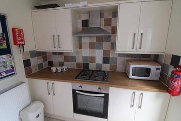 2 bed house, Western Approach, Hoole, Chester, CH22EG - Image 2