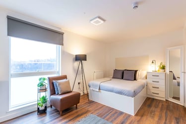 Premium Studio at Hollingbury House, 54 Hollingdean Road, City Centre, Brighton, BN24AA - Image 1