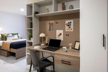 Deluxe En-suite - Image 5