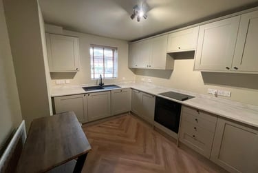 2 bed house, Adam Dale, City Centre, Loughborough, LE113HD - Image 2